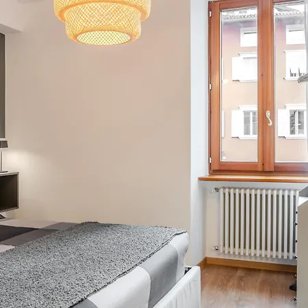 Appartement Le Finestre Sul Duomo à Trente Extérieur photo